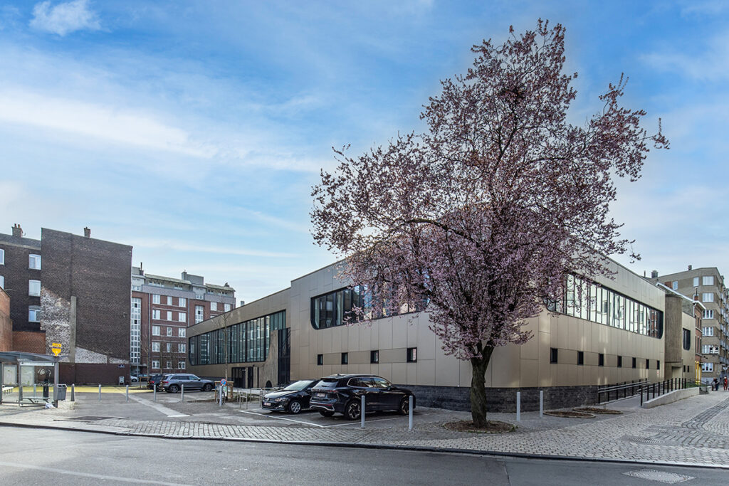 La piscine communale d’Outremeuse retrouve un bel éclat