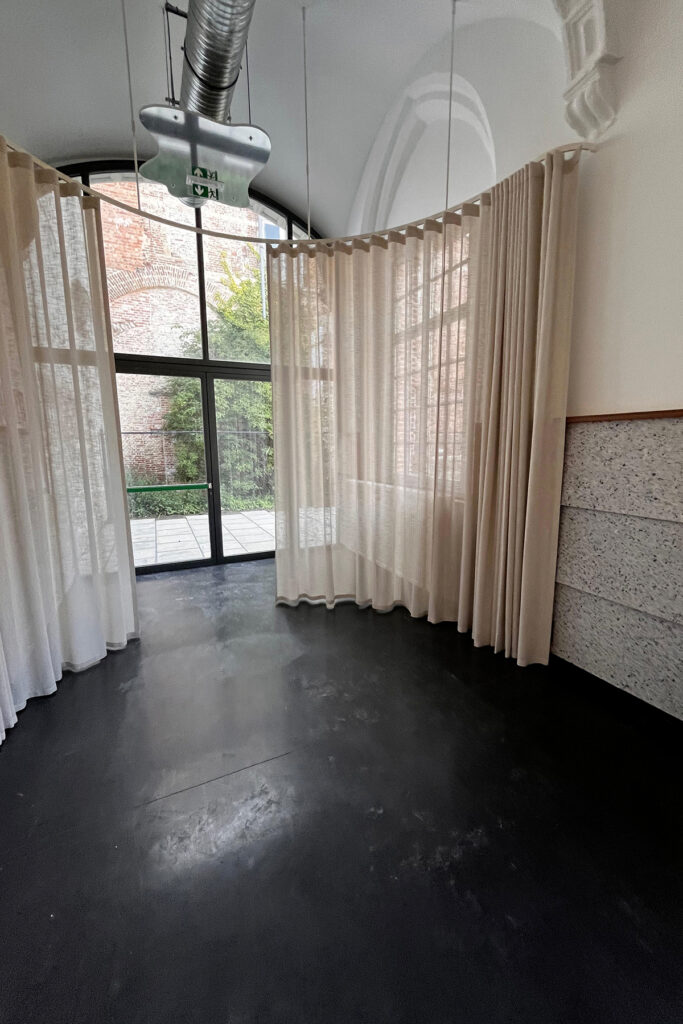 Un travail sur mesure et une entreprise ouverte pour soigner l’habillage des fenêtres 1