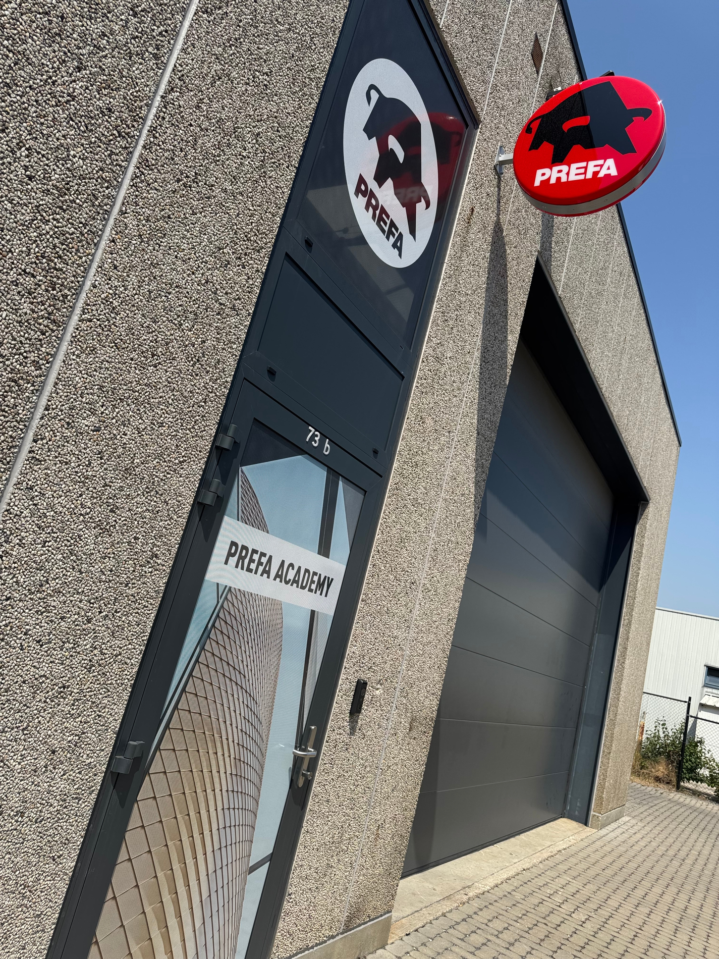 Des détails ingénieux et une grande liberté créative : tels sont les atouts de Prefa pour séduire les architectes 2