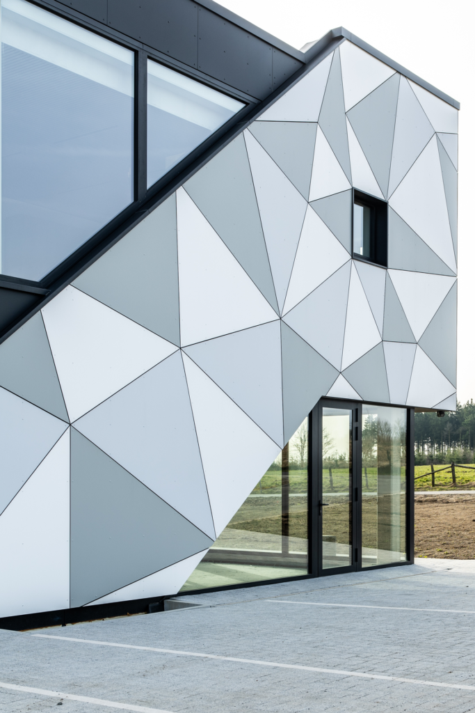 Une mosaïque de triangles du plus bel effet 8