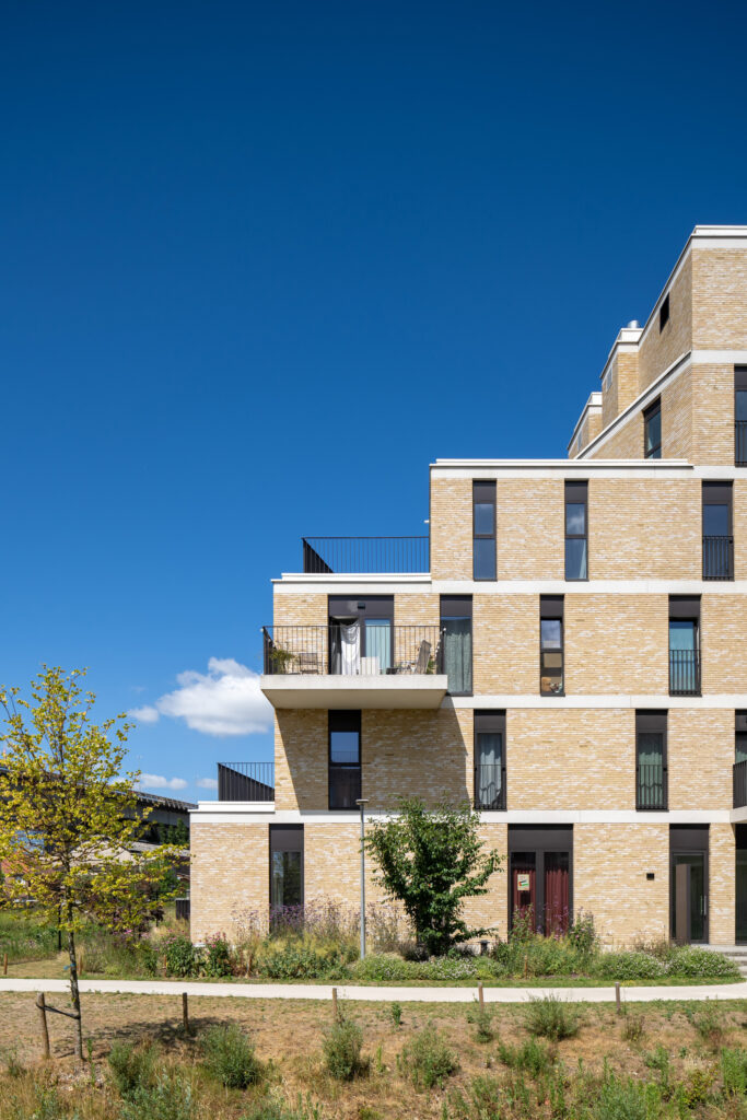 Binst Architects transformeert voormalige industriesite tot groene woonoase in Machelen 4
