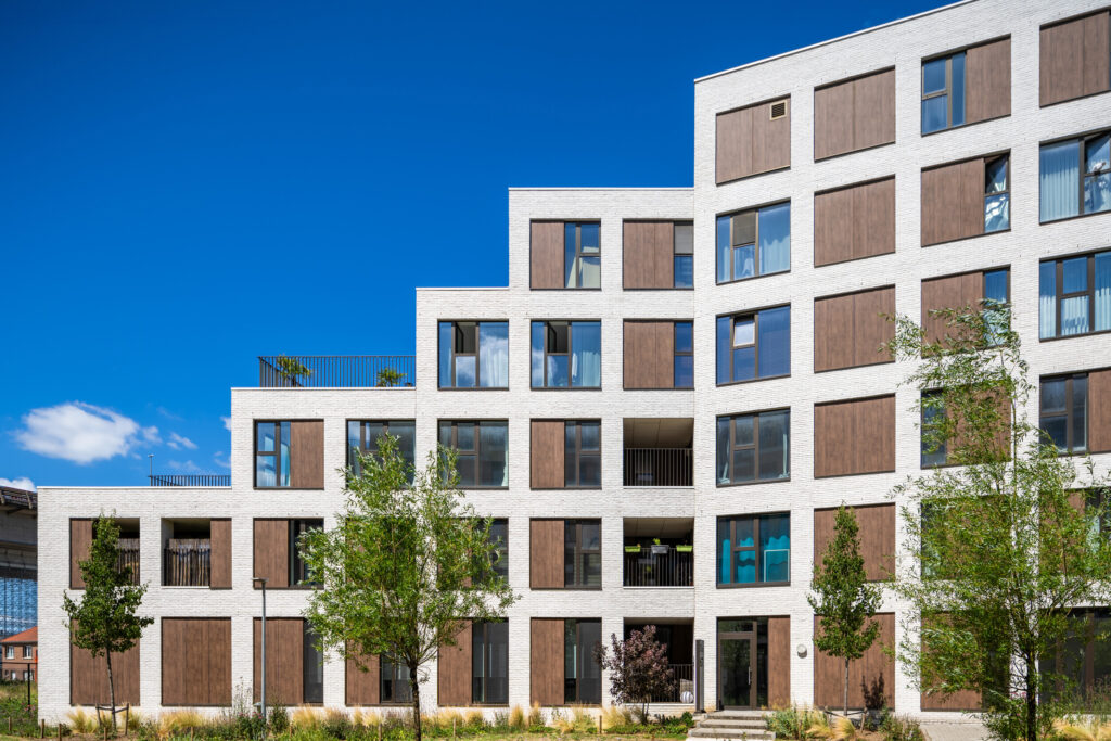 Binst Architects transformeert voormalige industriesite tot groene woonoase in Machelen 5