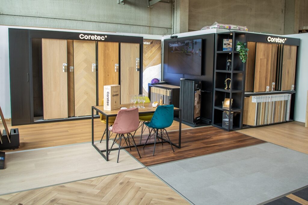 Floormasters verwelkomt als eerste het nieuwe Coretec® displayconcept in België 1