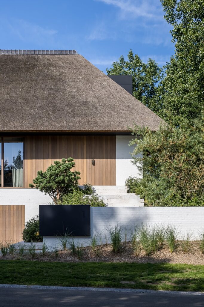 Villa CN: kustvilla met een hart vol kunst 4