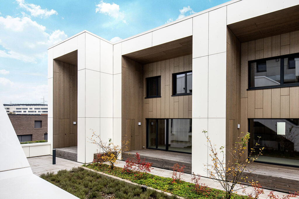 Een compact gebouw dat zich kenmerkt door lichtheid en helderheid 5