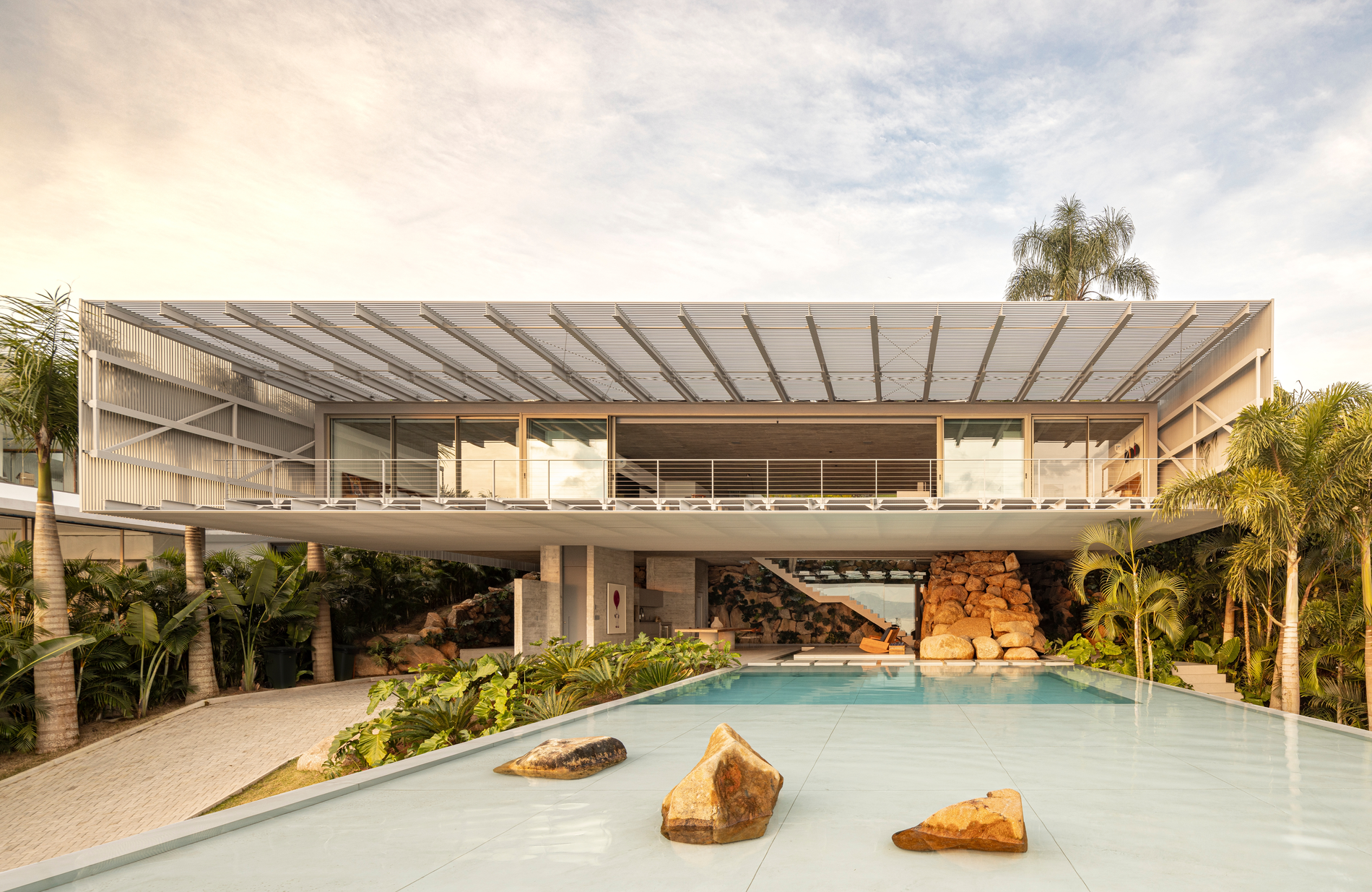 GRENSVERLEGGEND: het Braziliaanse Casa Ponte van Tetro Arquitetura 1