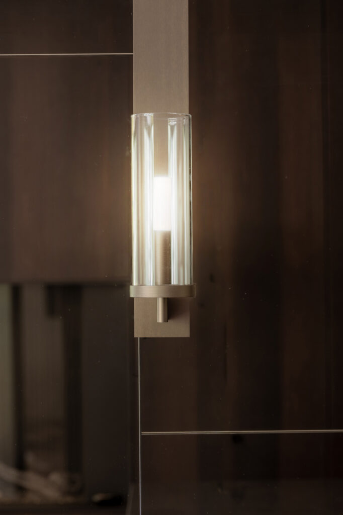 KREON EN DENNIS T’JAMPENS VERTALEN ARCHITECTURALE PRINCIPES NAAR EEN DECORATIEVE WANDLAMP 4