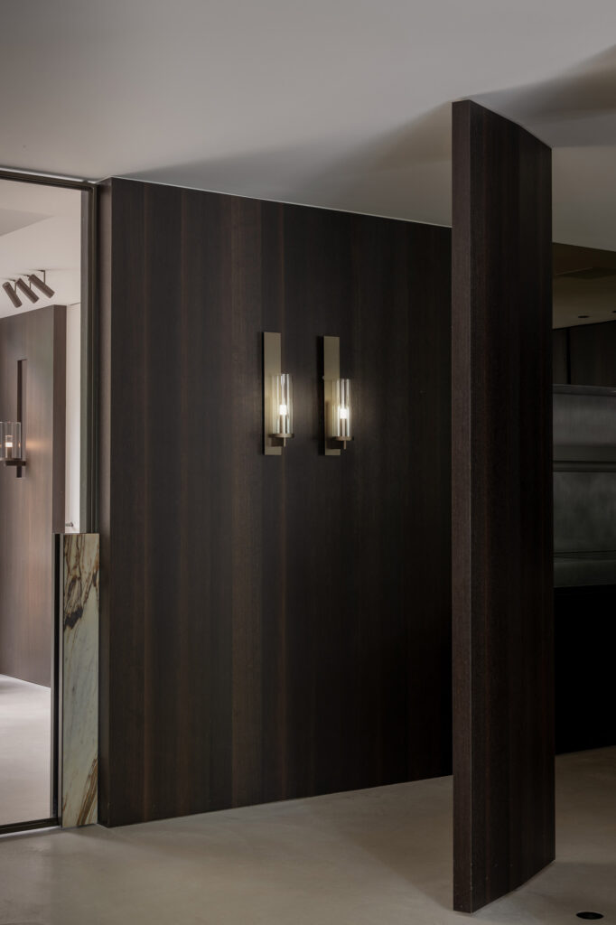 KREON EN DENNIS T’JAMPENS VERTALEN ARCHITECTURALE PRINCIPES NAAR EEN DECORATIEVE WANDLAMP 3
