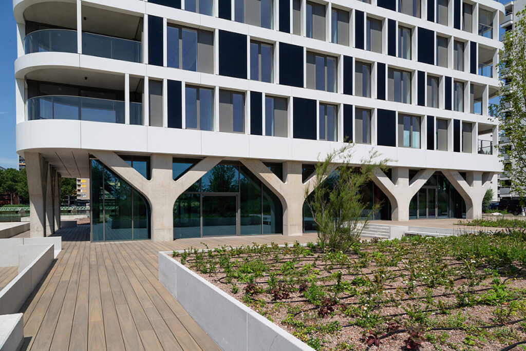 Bernini Rotterdam: Aluminium maatwerk voor dynamische woontoren 2