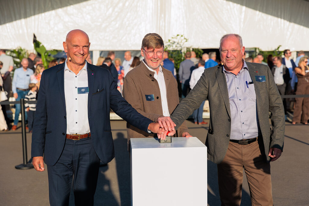 Nieuw kantoor van Altez Construction Group in Oudsbergen officieel geopend 3
